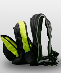 Kratos Safety – ADVENTURE – geöffneter Rucksack mit ausgeklapptem Auffanggurt